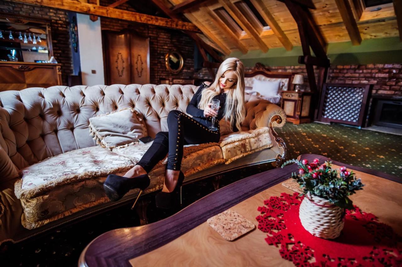 Jmr Royal -Luxury Rooms & Private Sauna Constanta Exterior photo